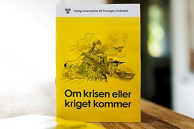 Broschyren "Om krisen eller kriget kommer", omslag